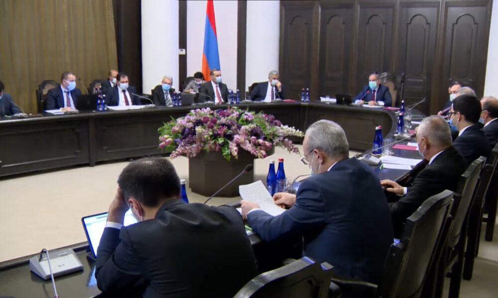 Կառավարության նիստ (ՈւՂԻՂ ԵԹԵՐ)