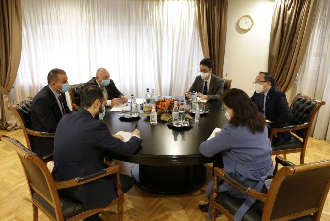 ՀՀ էկոնոմիկայի նախարարը հանդիպել է ՀՀ-ում ՉԺՀ նորանշանակ դեսպանին