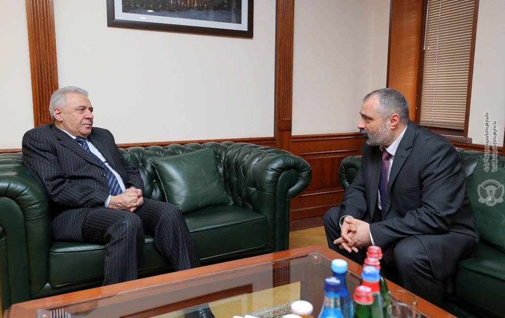 Վաղարշակ Հարությունյանը ընդունել է Արցախի ԱԳ նախարար Դավիթ Բաբայանին