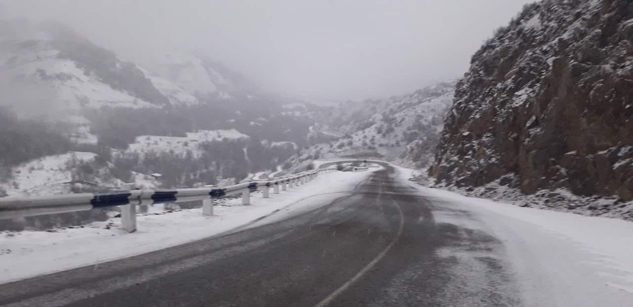 Վարդենյաց լեռնանցքը դժվարանցանելի է. Լարսը բաց է