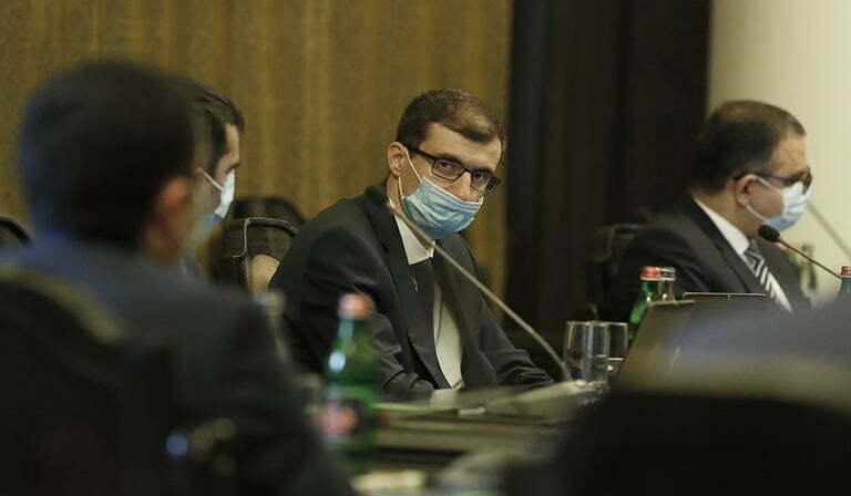 Մեսրոպ Առաքելյանը թողնում է նախարարի պաշտոնը