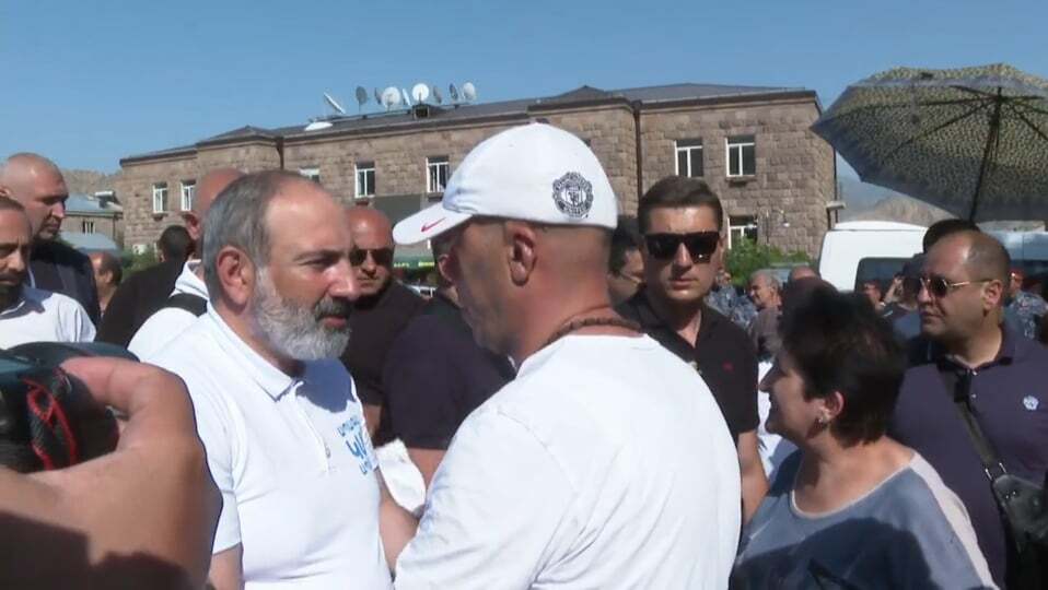 Փաշինյանը Սյունիքի մարզ՝ Ագարակ համայնքում է (ՈւՂԻՂ ԵԹԵՐ)