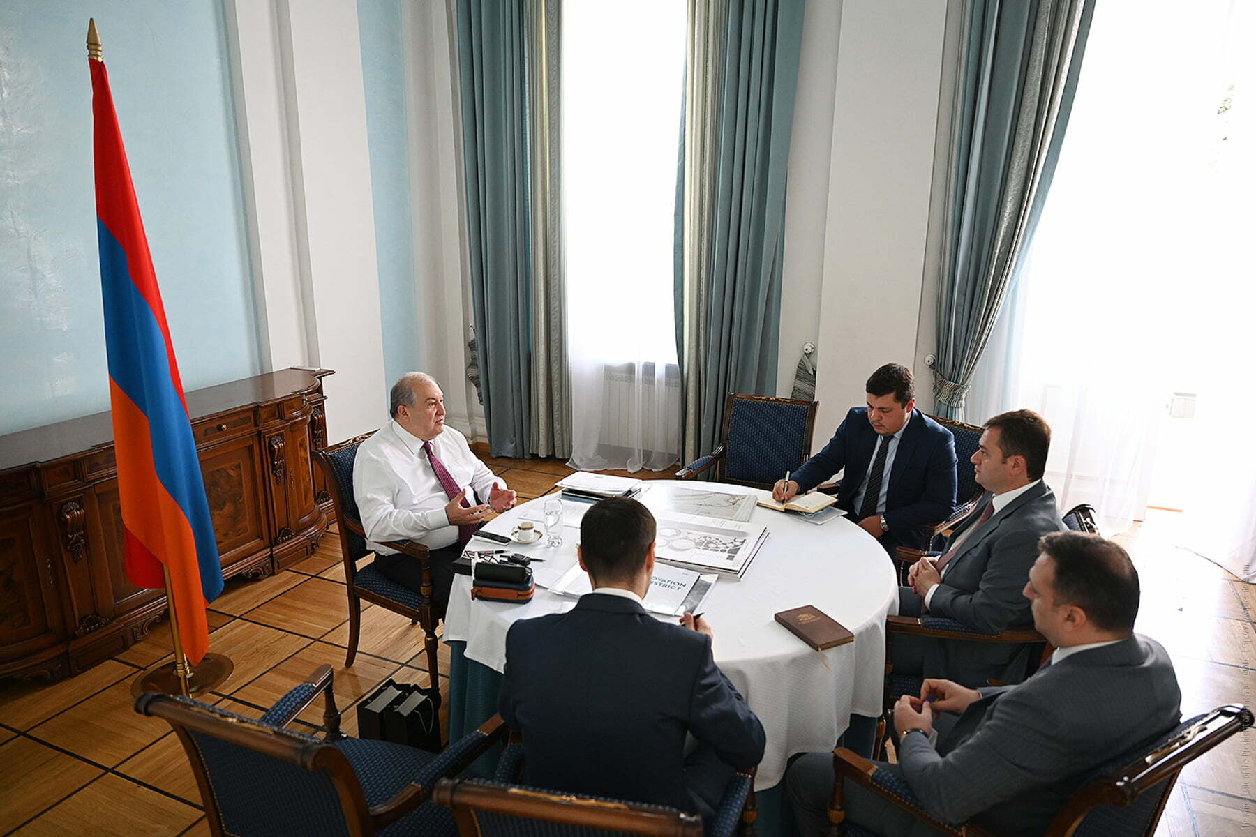 Նախագահն ու Հայկ Չոբանյանը քննարկել են գիտատեխնիկական ու տեխնոլոգիական ոլորտները