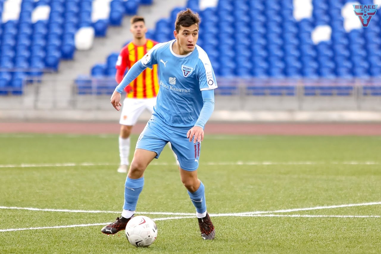 Արթուր Գալոյանը կխաղա Ռուսաստանի Պրեմիեր Լիգայում