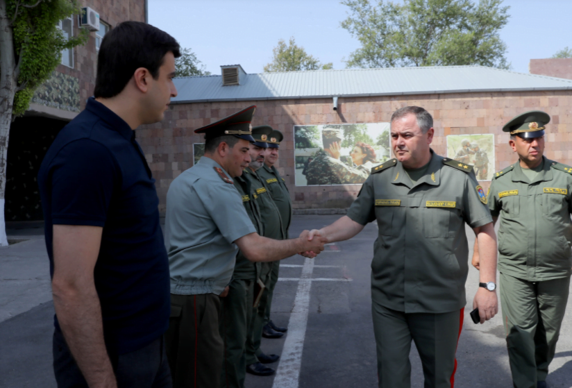 ՀՀ ԶՈւ Գլխավոր շտաբի պետն այցելել է կենտրոնական հավաքակայան