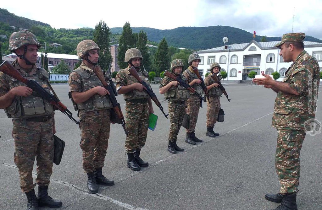 Իրականացվել է մարտական հերթապահության հերթափոխ