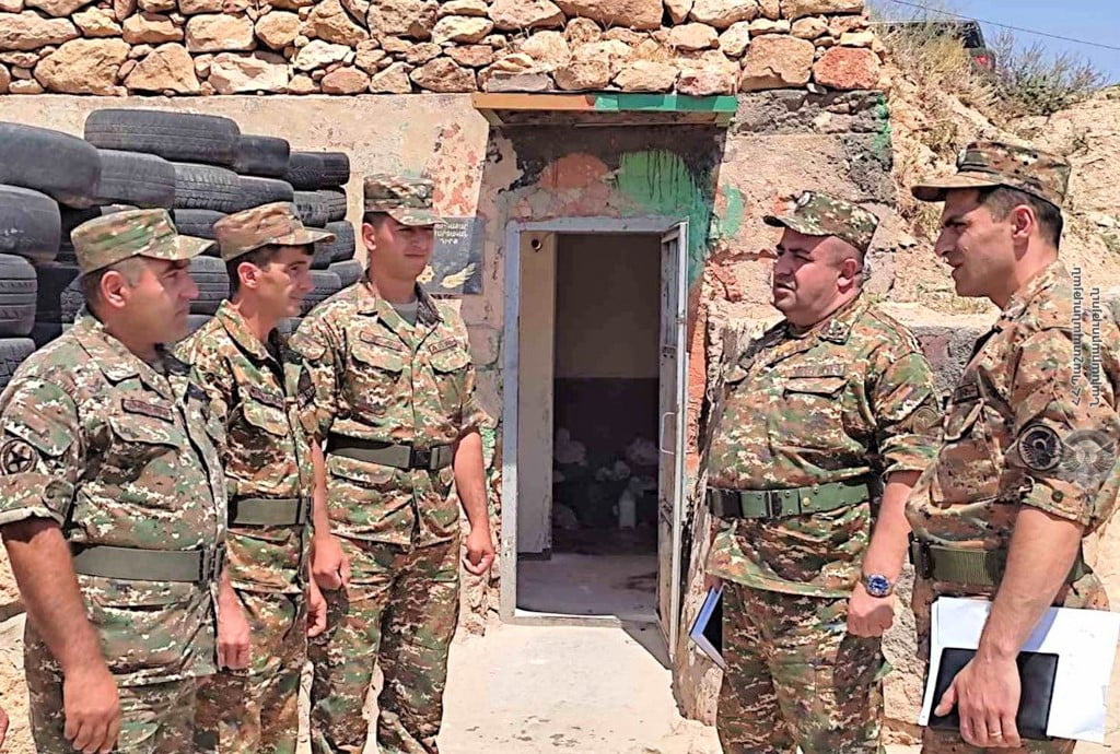 Ստուգումներ` մարտական դիրքերում