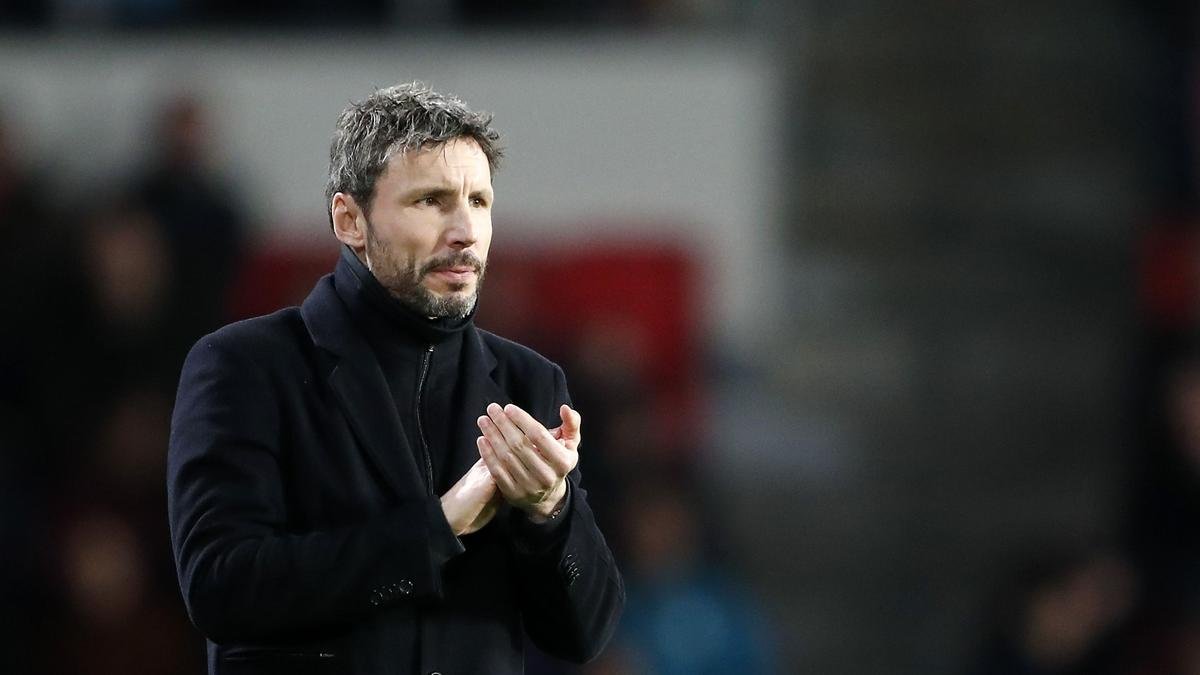 Վան Բոմելը՝ Վոլֆսբուրգի գլխավոր մարզիչ