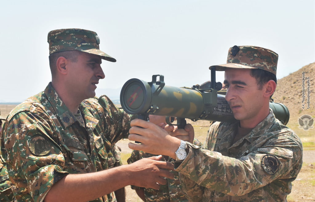 Կրակային պատրաստության պարապմունքներ զորամասերից մեկում