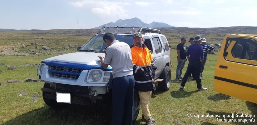 Փրկարարներն իջեցրել են քաղաքացիներին մոտ 3300 մ բարձրությունից