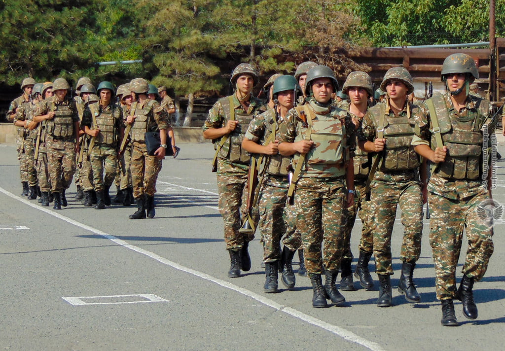 Զորամիավորումներում հուլիսի 29-ին և 30-ին իրականացվել է մարտական հերթափոխ