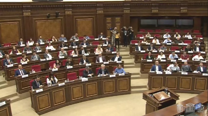 ԱԺ նիստ (ՈւՂԻՂ ԵԹԵՐ)