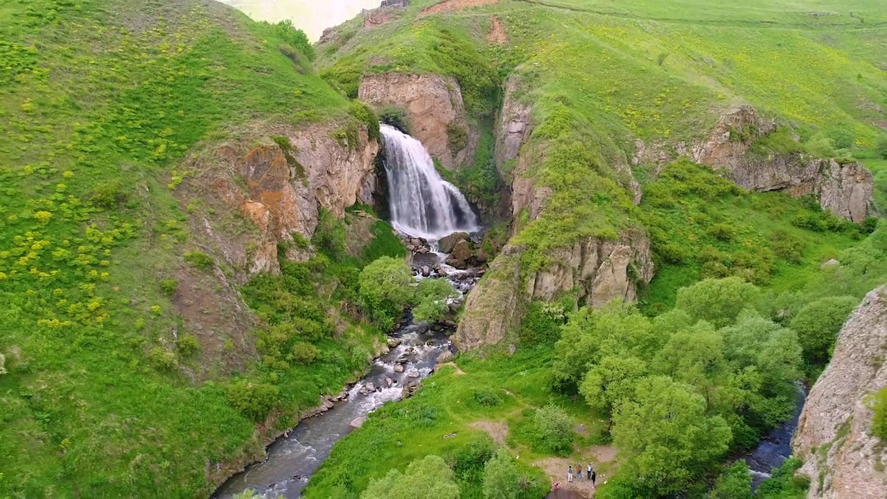 Տեղադրվել են ցուցանակներ՝ Թռչկանի ջրվեժի տարածքը չաղտոտելու մասին