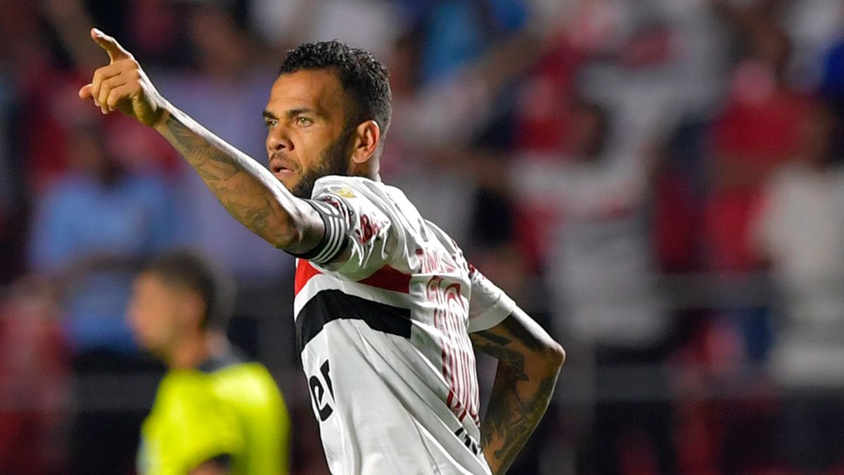 Ալվեսը հեռացավ Սան Պուալուից