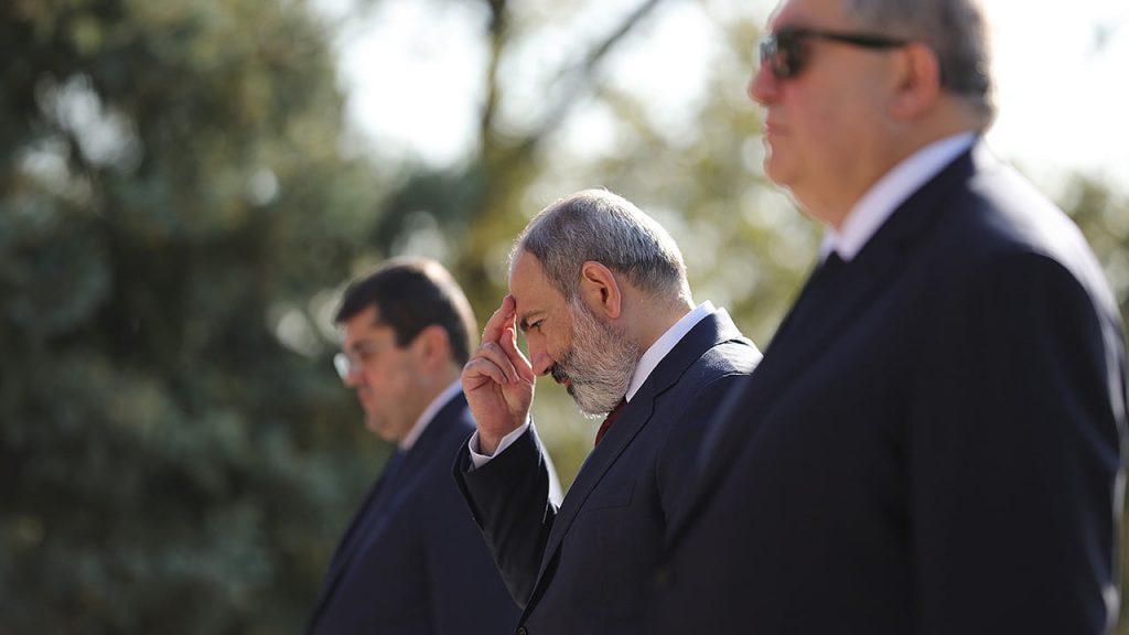 Վարչապետ Փաշինյանը, ինչպես նաև Արցախի ու ՀՀ նախագահները այցելել են Եռաբլուր