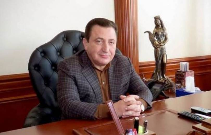 70866935_10157591355888501_5899142159491137536_n