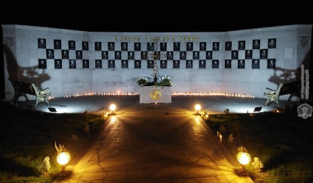 Մոմավառություն` նվիրված 44-օրյա պատերազմում զոհված զինծառայողների հիշատակին