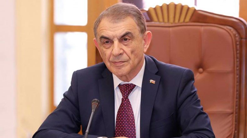 Արա Բաբլոյանի խոսքով՝ վարակի կանխարգելման ճանապարհը պատվաստումն է