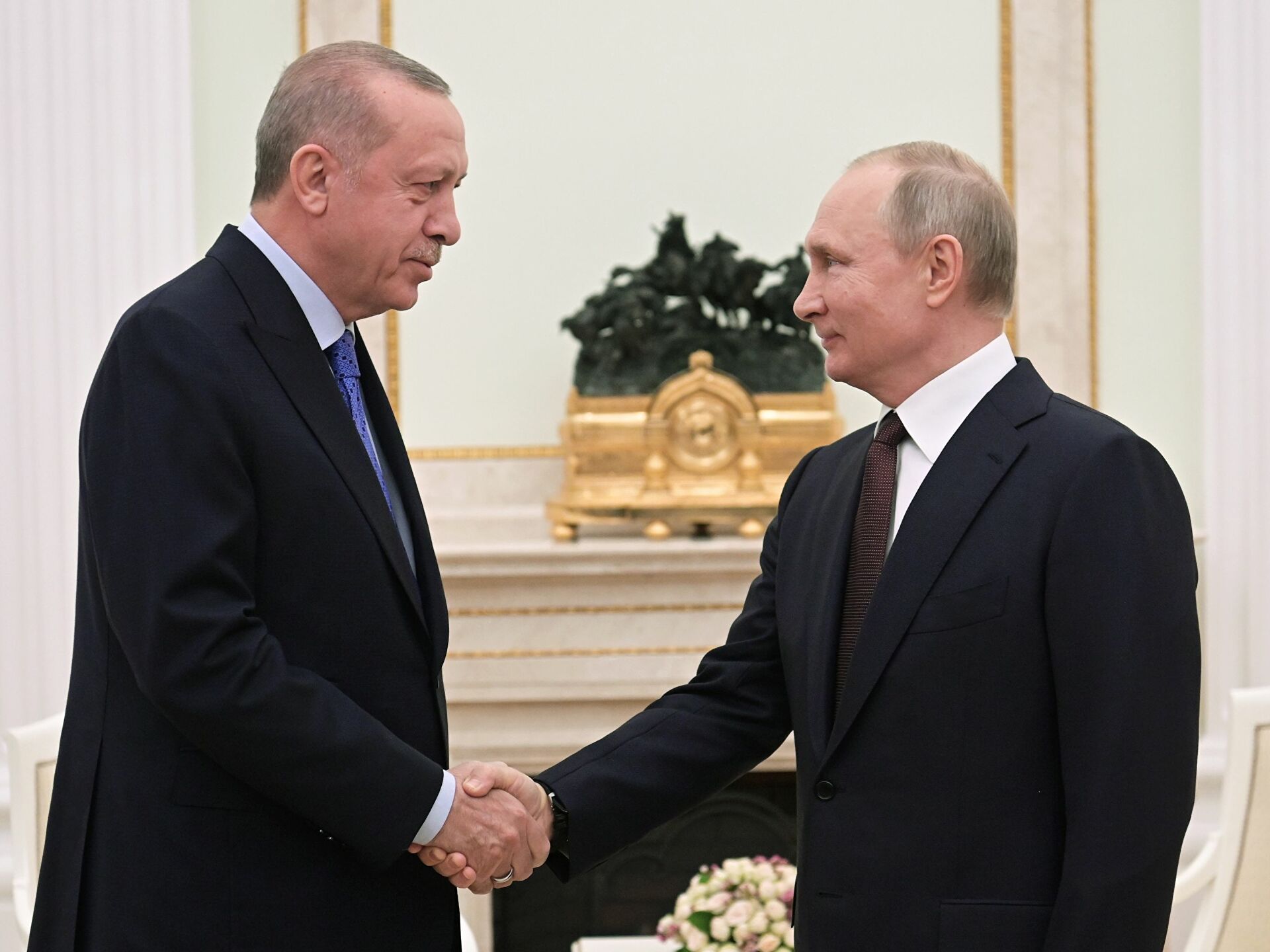 Պուտինը նոր գործողություններով Էրդողանին ստիպել է լուծել Իդլիբի խնդիրը