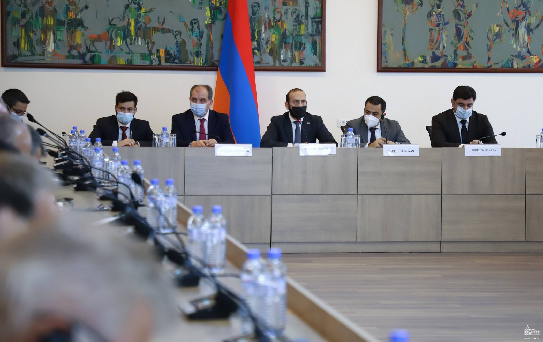 Ադրբեջանի նման վարքագիծը միջազգային հանրության ոչ պատճաշ ու ոչ հասցեական արձագանքների հետևանքն է․ Միրզոյանը՝ դեսպաններին (ՏԵՍԱՆՅՈւԹ)