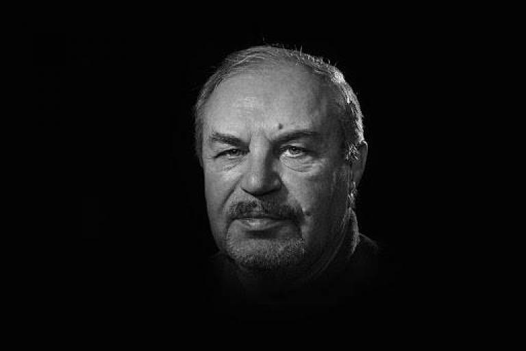 Շառլ Ազնավուրի անվան հրապարակում կբացվի Ռուդոլֆ Վաթինյանի աստղը