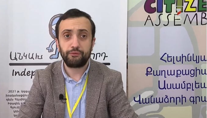 Վանաձորում ընտրողը դուրս է բերել քվեաթերթիկները․ Իոաննիսյան