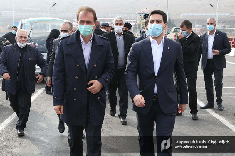 Բադասյանի Մեղրիի անցակետում դիմավորել է Իրանի մաքսայինի պետին