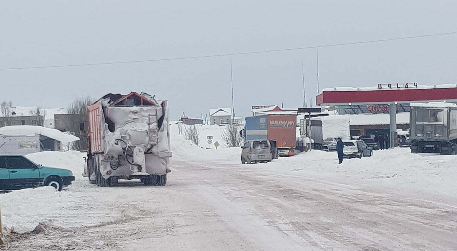 Ձնամաքրում Ապարանում (ՖՈՏՈՇԱՐՔ)