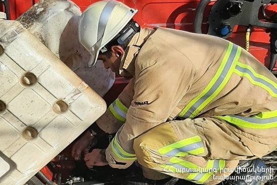 Երևան-Մեղրի ճանապարհին գազով բեռնատար է կողաշրջվել․ իրանցի վարորդը հոսպիտալացվել է