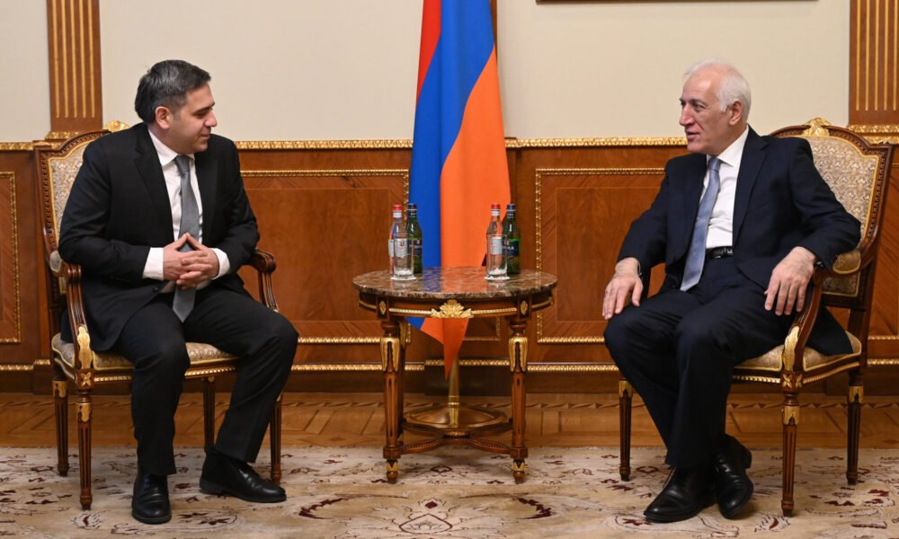 Միհրան Հարությունյանին չհաջողվեց հաղթել ղազախ մարտիկին. MMA (ՏԵՍԱՆՅՈՒԹ)