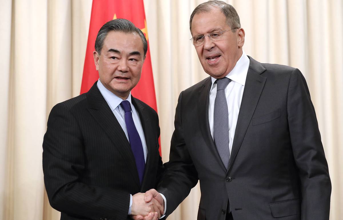 Ձեր և մեր մյուս համախոհների հետ շարժվելու ենք դեպի բազմաբևեռ աշխարհակարգ․ Լավրովը՝ Իին