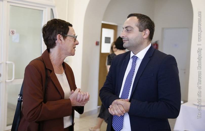 Երևանի քաղաքապետի առաջին տեղակալը Անն Լույոյի հետ այցելել է Ֆրանս-հայկական մասնագիտական ուսումնական կենտրոն