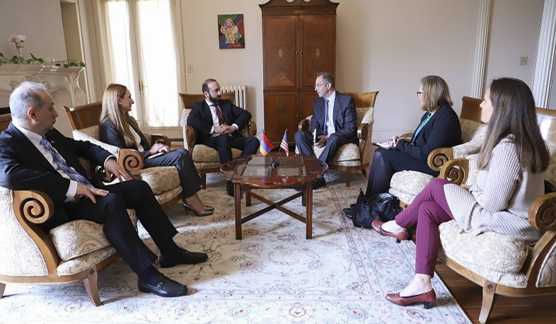 Միրզոյանը վերահաստատել է ՀՀ-ի հանձնառությունը ժողովրդավարության խթանմանը