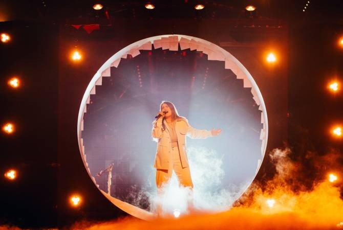 Շնորհակալ եմ ինձ, իմ պատմությանը, իմ երգին հավատալու համար․ Ռոզա Լինի գրառումը