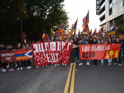 Բազմահազարանոց հանրահավաք Լոս Անջելեսում` հաջակցություն ՀՀ-ում սկսված Դիմադրություն  շարժման