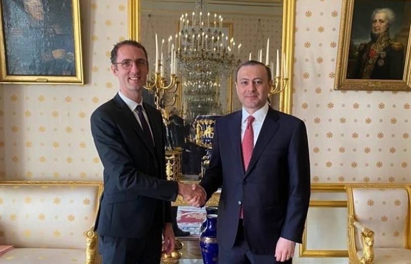 ԱԽ քարտուղարը հանդիպել է Ֆրանսիայի զինված ուժերի նախարարի դիվանագիտական խորհրդականին