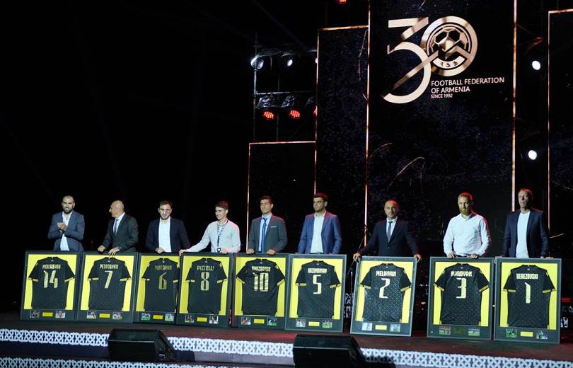 ՀՖՖ-ն ներկայացրել է վերջին 30 տարվա խորհրդանշական հավաքականը