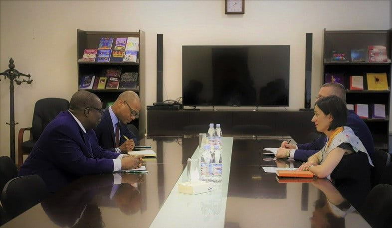 Ժաննա Անդրեասյանն ընդունել է Բենինի Հանրապետության դեսպանին