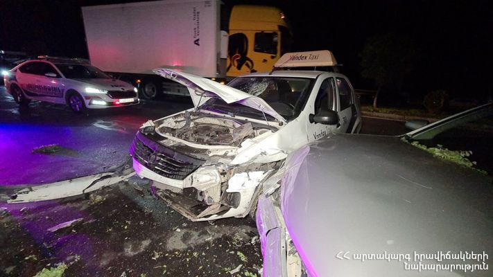 Երևան-Սևան ճանապարհին 4 մեքենա է բախվել․ տուժածների վիճակը միջին ծանրության է