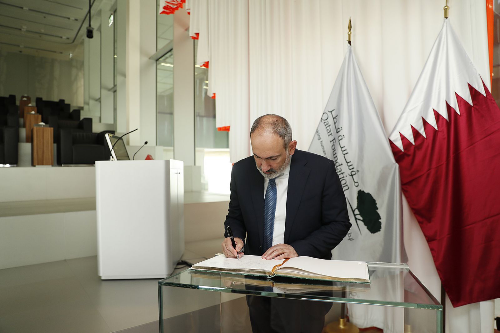 Նիկոլ Փաշինյանն այցելել է Կատարի գիտության ու տեխնոլոգիաների կենտրոն