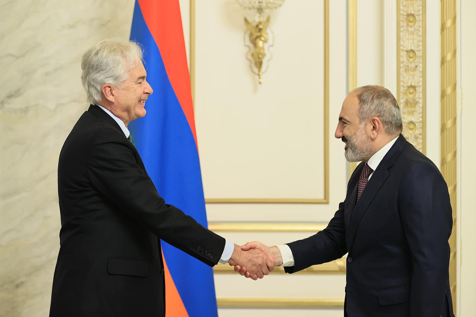 Հայաստանը ինքնիշխանություն նվաճելու ճանապարհը կարող է անցնել լավ և ճիշտ դաշնակիցների հետ միասին․ Այվազյան
