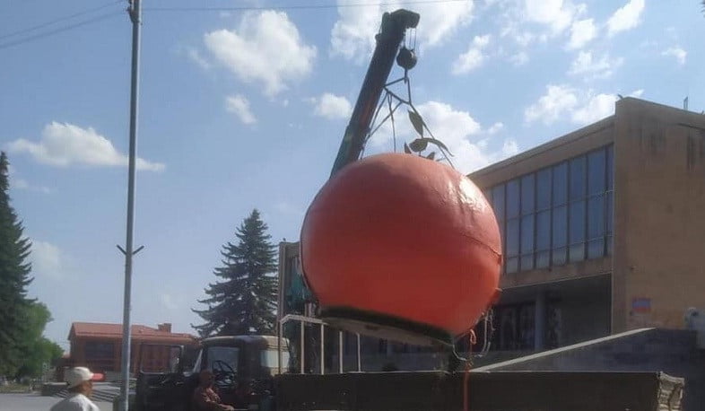 Գյումրու Թատերական հրապարակում ապօրինի տաղավարն ապամոնտաժվել է