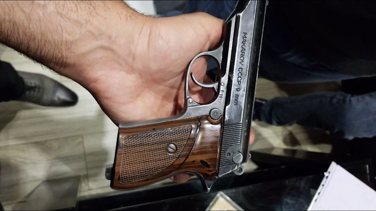 Գյումրիում խուզարկության արդյունքում մեքենայից հայտնաբերվել են զենք ու թմրամիջոց