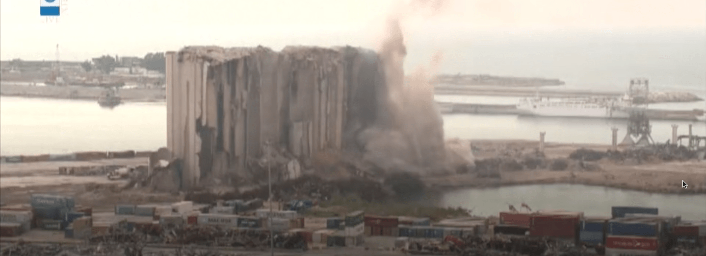 Տեսախցիկը ֆիքսել է նավահանգստի հացահատիկային պահեստի մի մասի փլուզման պահը