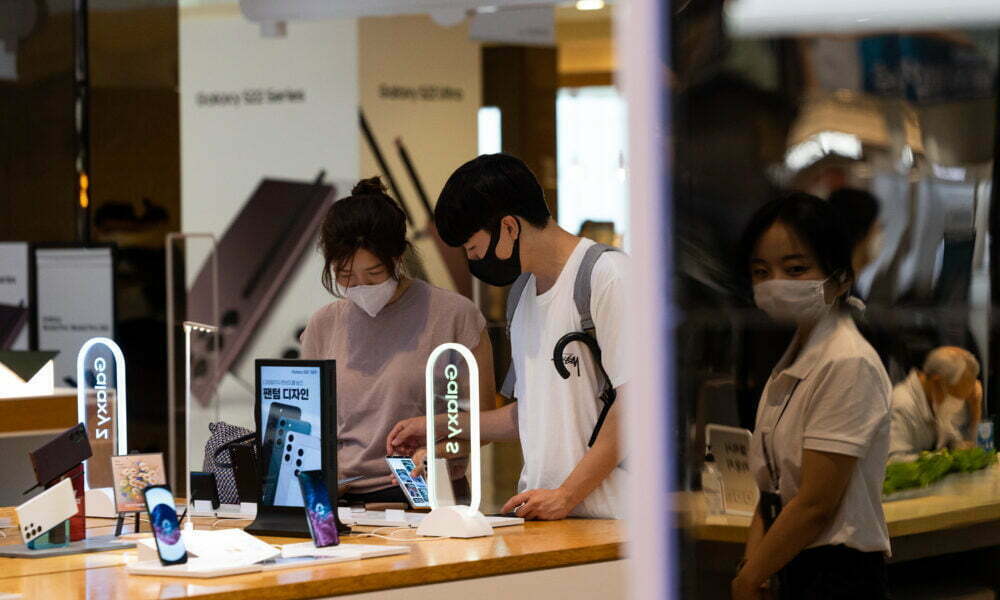 Samsung-ը ներկայացրել է նոր ծալովի հեռախոսներ