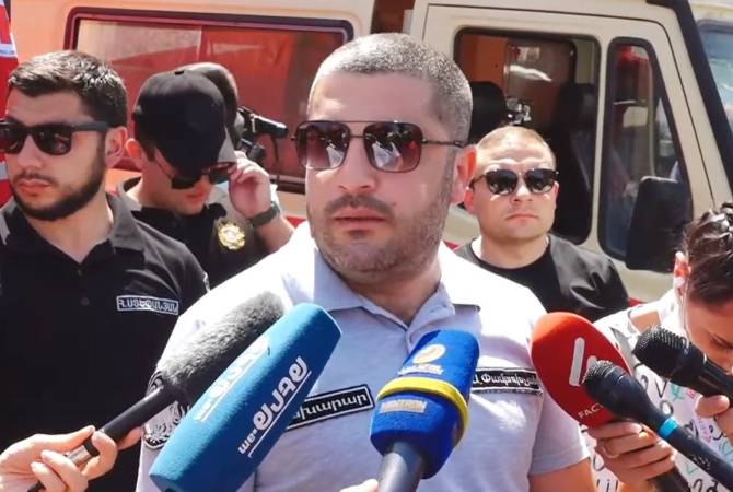 Մենք չենք կարողանում միանգամից գործողություններ անել, որովհետև փլատակների տակ մարդիկ կան. ԱԻ նախարար