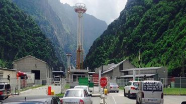 Լարսի անցակետում թեթև մարդատար մեքենաների խցանումներ են առաջացել