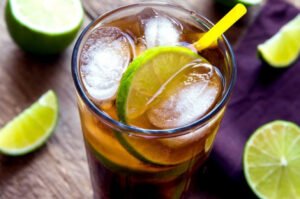 Ինչի՞ կարող է հանգեցնել դիետիկ գազավորված ըմպելիքների չափից շատ օգտագործումը