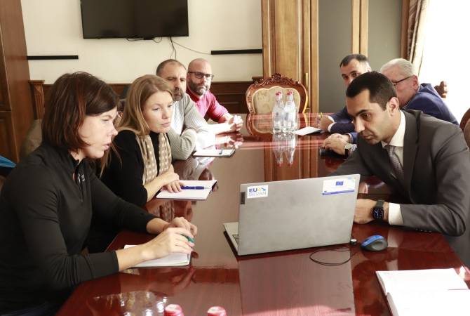 Գեղարքունիքի մարզպետը ԵՄ դիտորդներին ներկայացրել է Ադրբեջանի ագրեսիայի հետևանքով ստեղված իրավիճակը