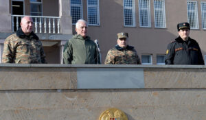 Նախագահ Վահագն Խաչատուրյանն այցելել է զորամաս